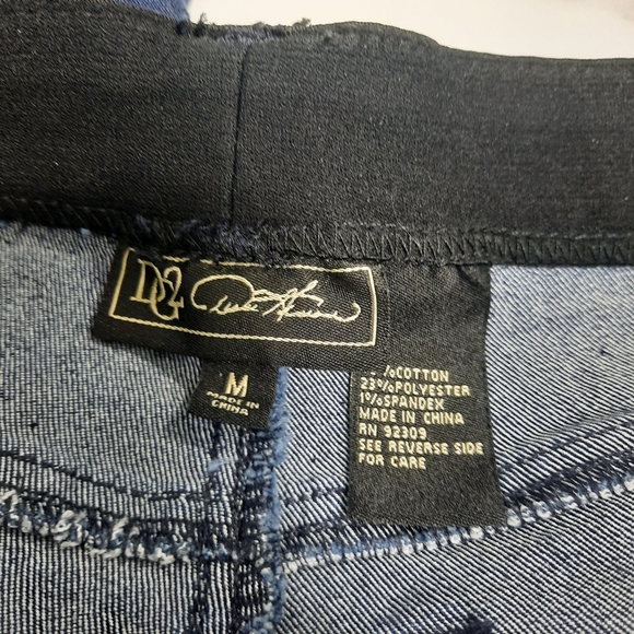 DG2 Diane Gilman Denim Jeans Dark Wash Blue Pull On Size Medium Super Stretch - Picture 11 of 13
